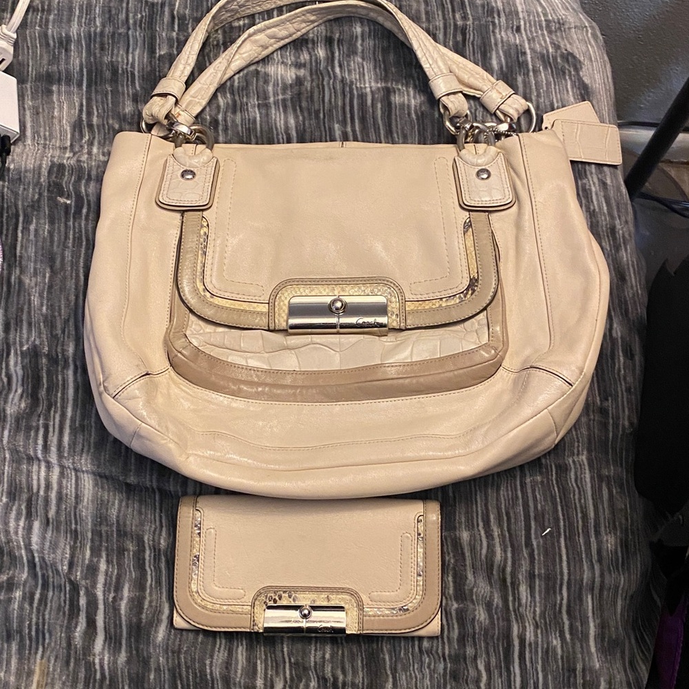Vintage Coach Tan Leather Handbag with snakeskin trim/sliver buckle with wallet